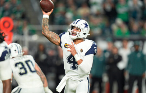 Dak Prescott throws 3 TD passes, Javonte Williams runs for 155 yards as Cowboys beat Eagles 38-21